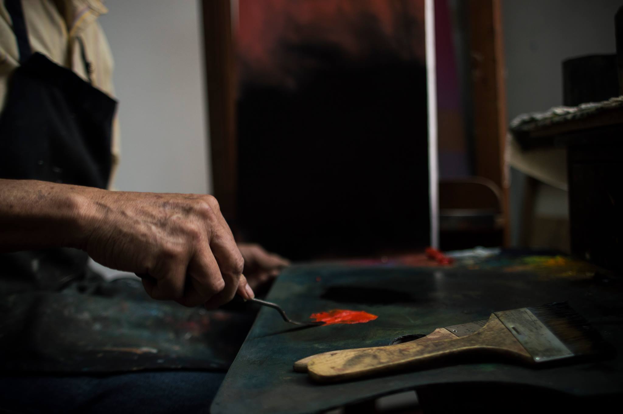 Raúl Cardenas en su taller